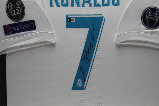 Cristiano Ronaldo Real Madrid 17/18 gerahmtes Heimtrikot 